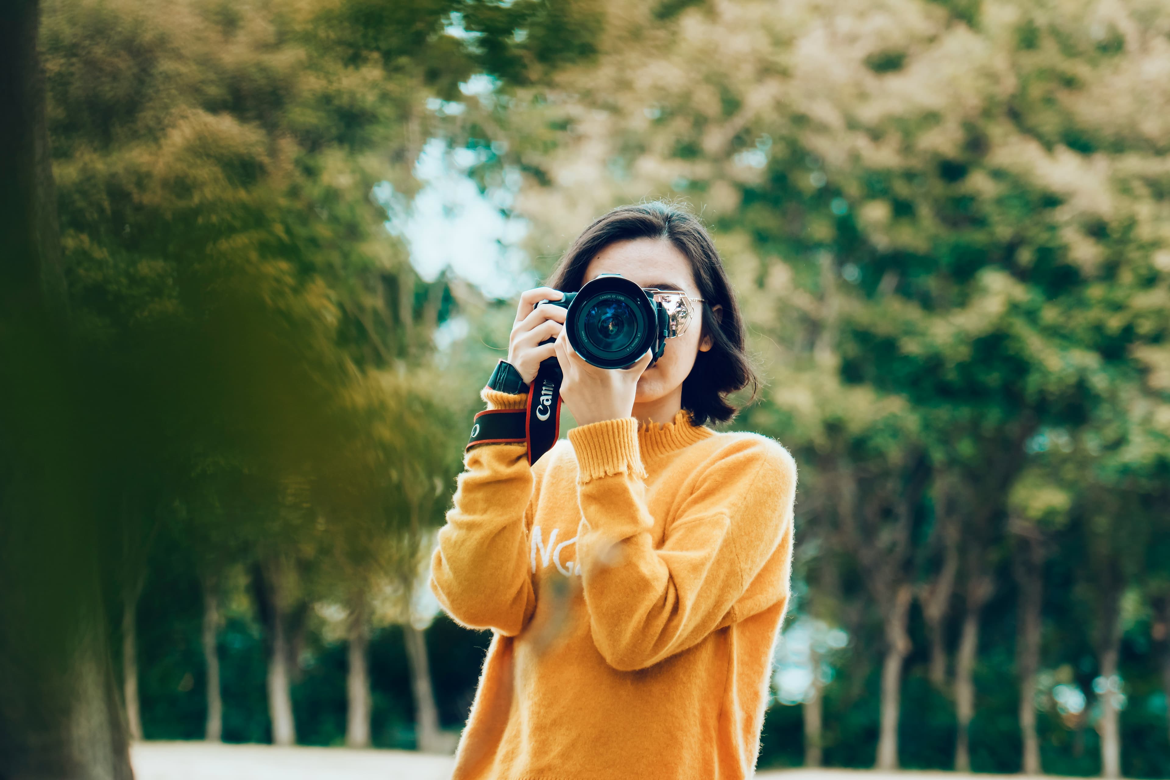 Cover image for HeadSnap.io vs. HeadshotPro: Which is the Best AI Headshot Generator?
